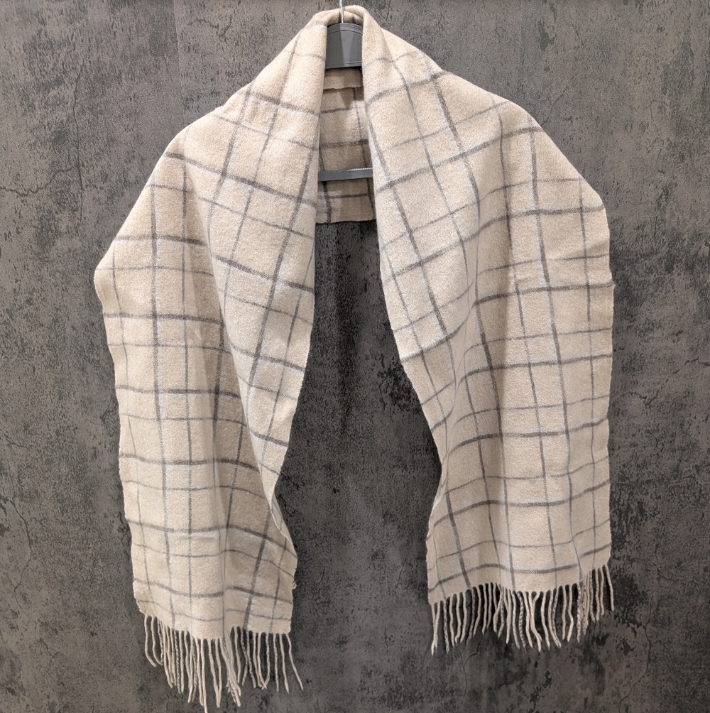 Like New! Pure Cashmere Plaid Scarf